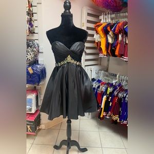 Sz 4 Alyce Paris Corset Back Beaded LBD Prom Homecoming Dance Cocktail Dress NWT